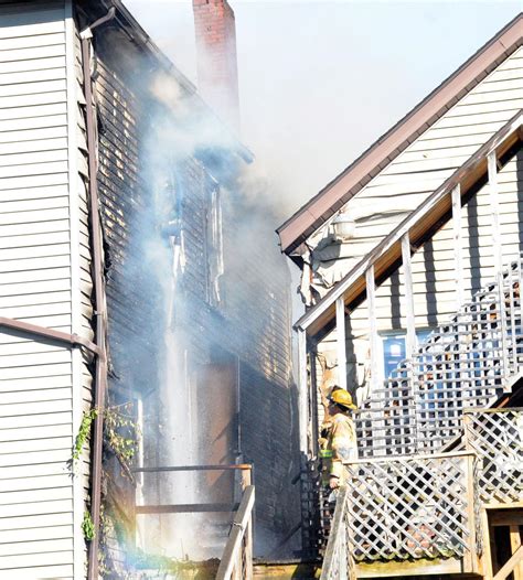 Fire Damages Two Fairmont Buildings Video And Photos News
