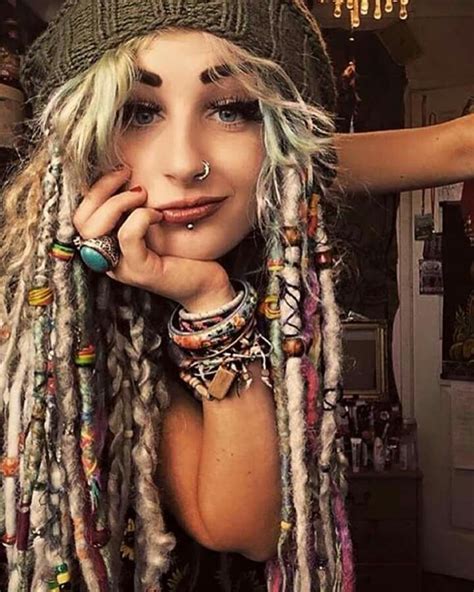 Why White Girls Wear Dreadlocks Hippie Hair Dreads Girl Beautiful