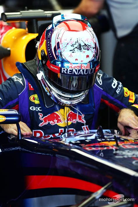 Infiniti red bull continued with drivers sebastian vettel and mark webber for the fifth consecutive season. Sebastian Vettel of Infiniti Red Bull at the 2013 Japanese ...