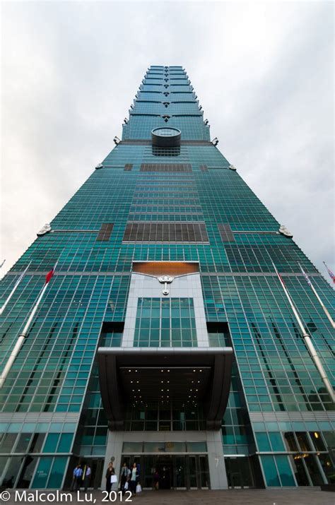 The taipei 101, formerly known as the taipei world financial center, is a skyscraper designed by c.y. The Awesome Taipei 101 Tower | Amazing buildings ...