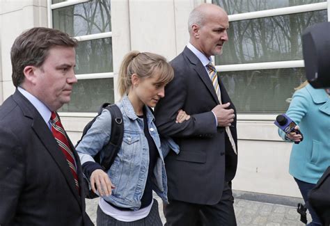 Allison Mack And The Nxivm Case Everything To Know As Smallville Star Leaves Prison Early