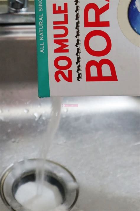 Commonly used as a natural cleaning agent, borax's reported number of successful treatments and health benefits are extensive. 20 Borax Cleaning Hacks That Will Change The Way You Clean ...