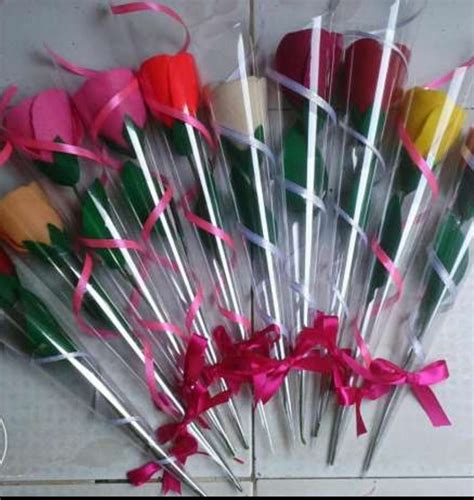 Jangan biarkan kadomu tampil biasa saja, bungkus dengan istimewa agar semakin spesial. Kado Mawar Untuk Hari Valentine Murah Sunter Tanjung Priok ...