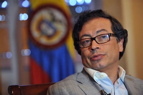 Gustavo petro, presidente.autor y compositor: El cinismo de Petro con Peñalosa - Las2orillas