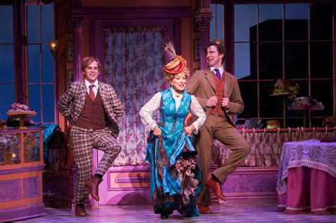 Hello Dolly Review Bette Midler Stars As Bette Midler New York Theater