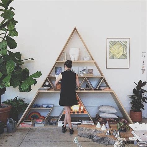 Minimal Bohemian Shops via Sycamore Street Press | Home ... A triangular pyramid has 1 base and 3 three faces: