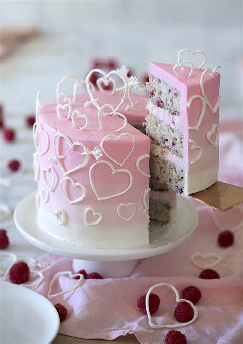 There's nothing sweeter than making someone you care about a valentine's day cake perfectly suited to his or her taste, says christina. 25 Incredibly Cute Valentine's Day Cake Ideas That Will ...