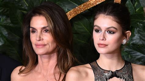 Kaia Gerber Opened Up About Mom Cindy Crawford S Influence On Her Modeling Career Allure