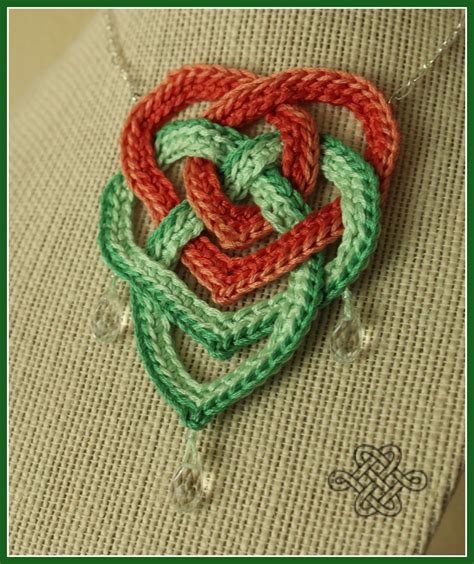 Celtic Motherhood Necklace Celtic Knot Crochet In 2020 Celtic