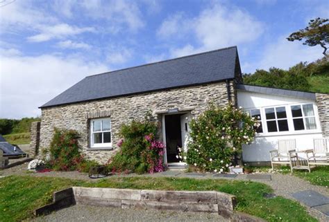 The Smithy Abercastle 4 Star Holiday Cottage In Pembrokeshire Wales