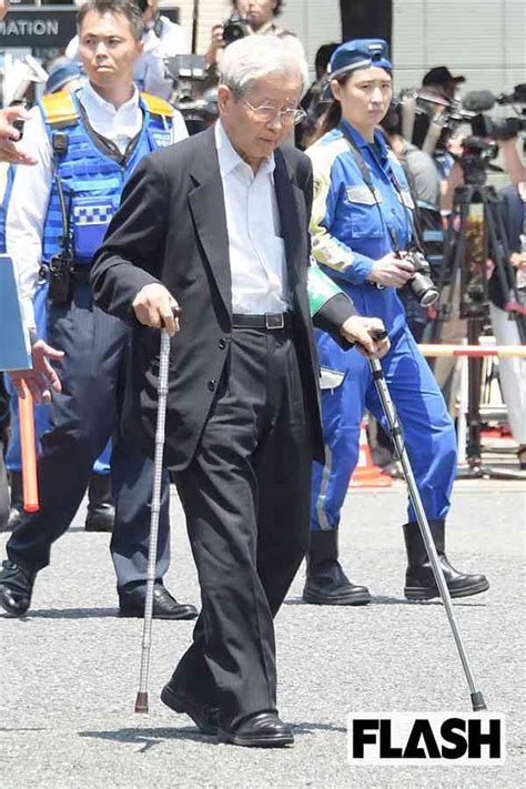 Born 1931) is a japanese engineer who served as director of the aist and president of the international measurement confederation and. 池袋暴走事故「飯塚幸三容疑者」の自宅は"上級"警護中 ...