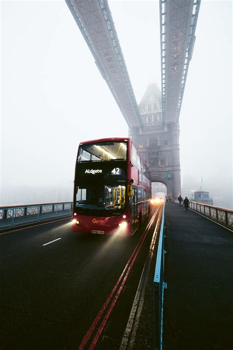 7 Ethereal Images Of London In The Fog Londonist