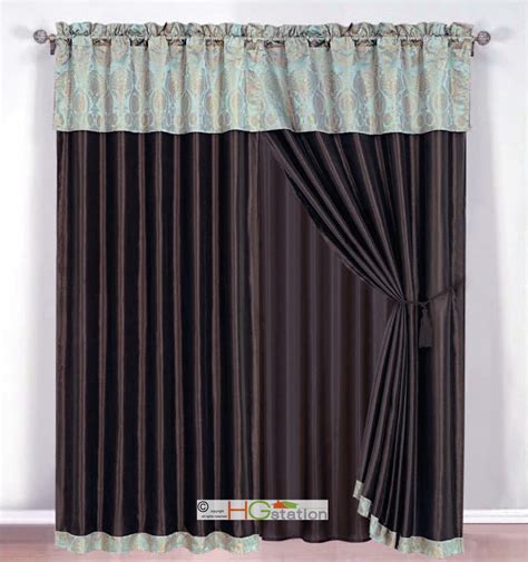 Queen set features a 96 x 110 reversible bedspread and two 21x 26 reversible. 4-Pc Damask Medallion Clamshell Jacquard Curtain Set ...