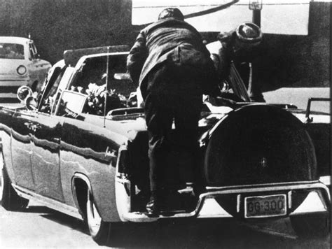 39 Rarely Seen Kennedy Assassination Photos That Capture The Tragedy Of