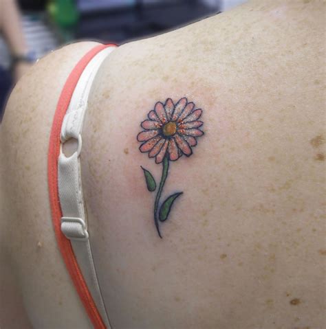 Awasome What Does A Daisy Tattoo Mean 2022