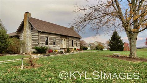How a log cabin was built? c. 1796 Historic Log Cabin on 15 acres for sale in Kentucky