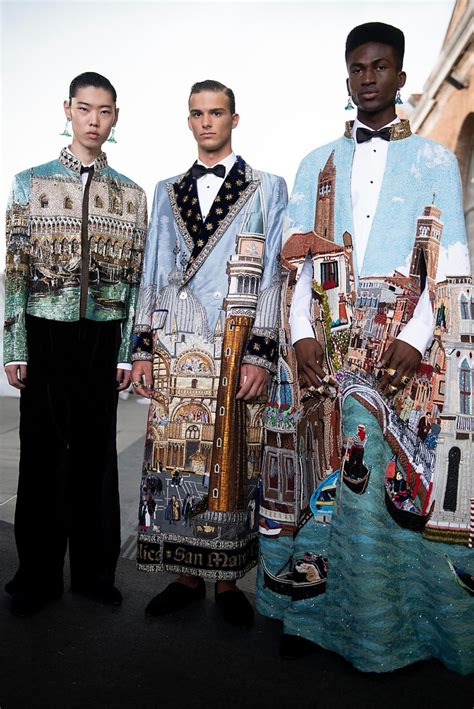 Dolce And Gabbana Presentó Su Colección De Alta Moda 2022 — Muy Cosmopolitas