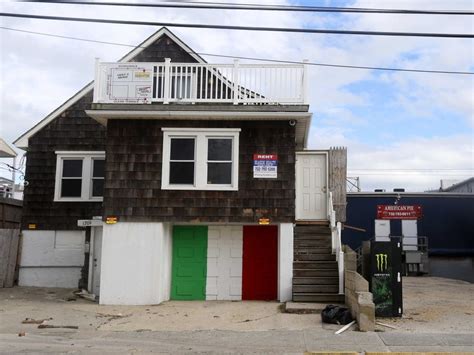 The Jersey Shore House Is Still Standing Business Insider