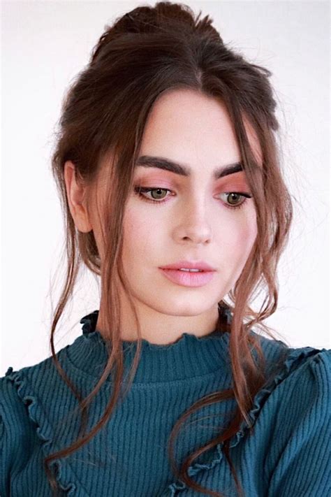 Lilly Collins Makeup Lilly Collins Hair Lily Collins No Heat