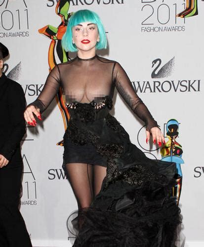 Photos Lady Gaga S Wardrobe Malfunction