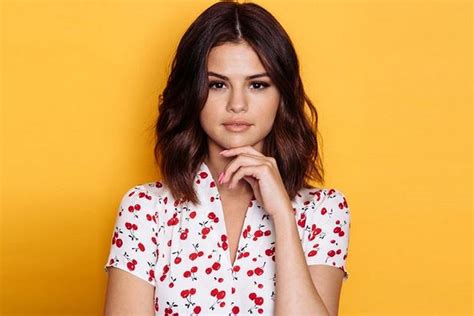 Berita Penampilan Selena Gomez Terbaru Hari Ini Stylo