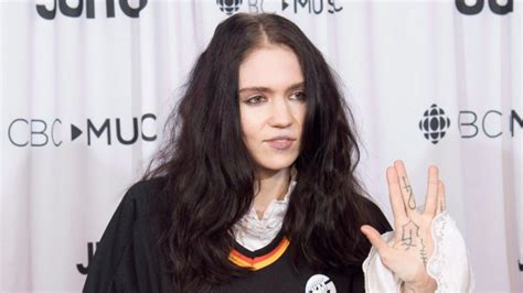 Finally Got Covid Vancouver Born Musician Grimes Says She Is