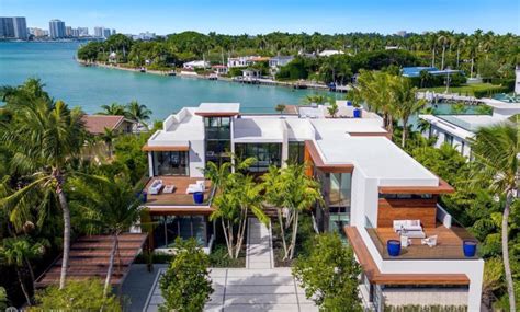 29 Million Newly Built Contemporary Waterfront Mansion In Miami Beach