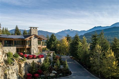 Luxury And Private Property British Columbia Luxury Homes Mansions