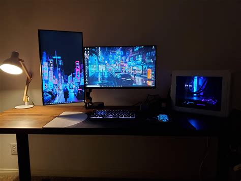 I Joined The Dual Monitor Club This Week Laptop Gaming Setup Gaming