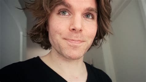 Tw Pornstars Onision Rip Twitter New Onision Video 💙😭 8 27 Pm 14 Aug 2021