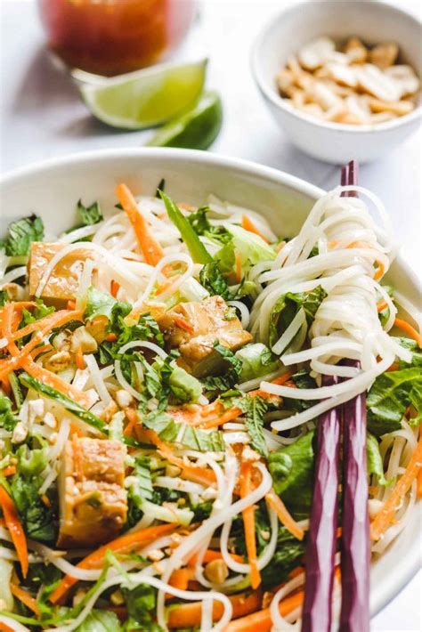 Vietnamese Vermicelli Noodle Salad With Tofu Okonomi Kitchen