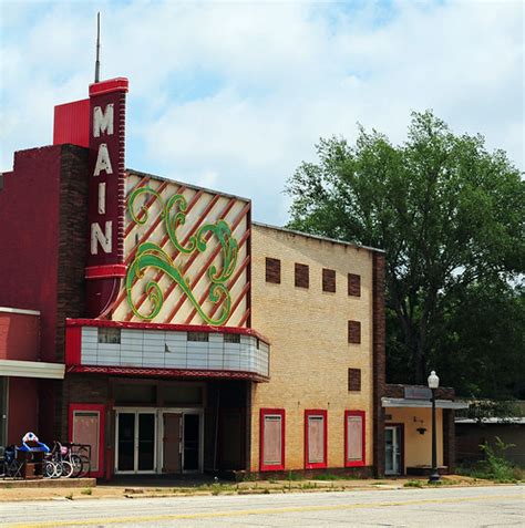 Main Theater Nacogdoches Texas Opened In 1951 And Appea Flickr