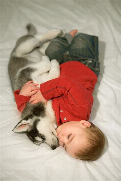 20 Adorable Photos Of Kids And Their Dogs
