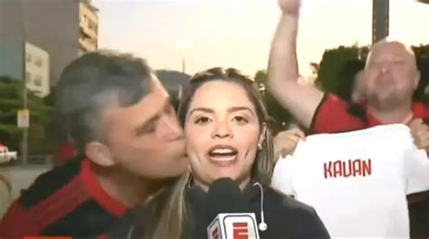 repórter assediada diz que torcedor do flamengo a xingou e a beijou no ombro antes de aparecer no ar