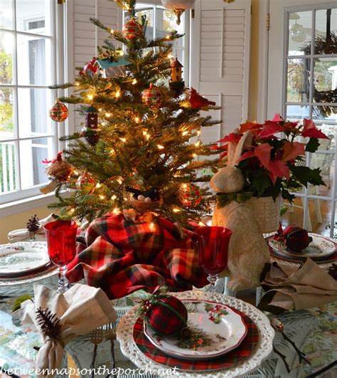 Nature Themed Christmas Table Setting Tablescape