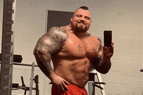 Former 'world's strongest man' loses 71 pounds in a year
