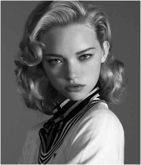 16 Fabulous 1950s Hairstyles For Long Hair With Ties