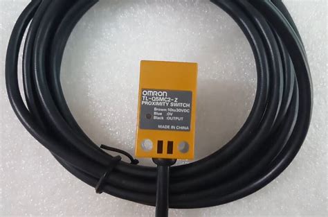 Omron Tl Q5mc2 Z Proximity Sensor Switch Tlq5mc2z 10 30vdc 2m Cable 3d