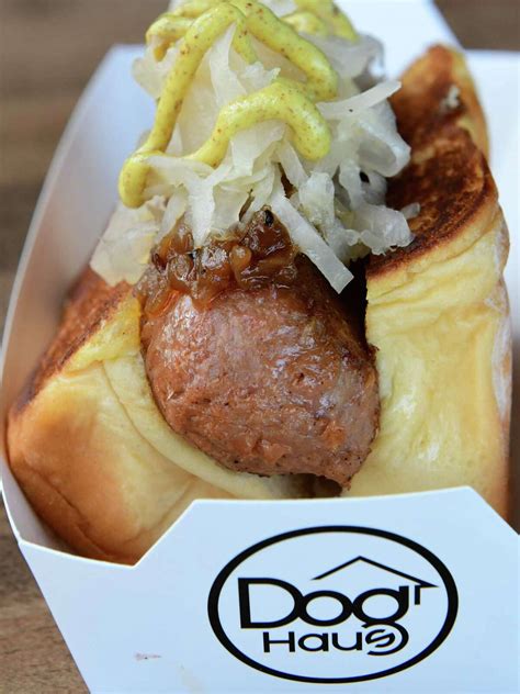 Restaurant Review Hot Dogs At Dog Haus Biergarten Mr Onions