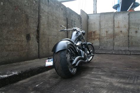 The soul of the vt1300 cx is its engine. Umgebautes Motorrad Honda VT 1300 CX von Direct ...