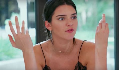 Kendall Jenner Hits Back At Caitlyns Comments About The Kardashians In