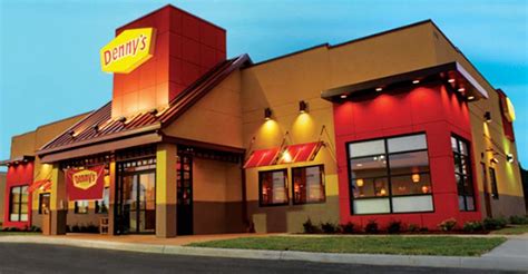Delivery Gives Dennys A 2q Boost Nations Restaurant News