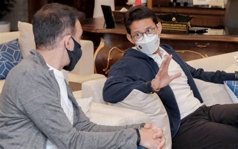 Soundtrack ayat ayat cınta 2, ost ayat ayat cınta 2, traıler ayat ayat cınta 2. Sandiaga Uno dan Istri Nobar Film 'Surga yang Tak ...