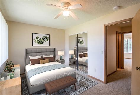One bedroom apartments in davenport iowa. Davenport, IA Apartment Photos, Videos, Plans | Crystal ...