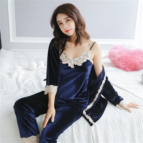 Gold Velvet 3 Pieces Warm Winter Pajamas Sets Women Sexy Lace Robe Pajamas Sleepwear Kit