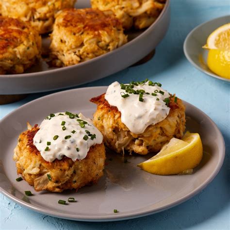 Your friday night dinner is sorted if you have a pack of premade crab cakes in your freezer. The Best Crab Cakes | Recipe | Food network recipes, Crab cakes, Best crabs