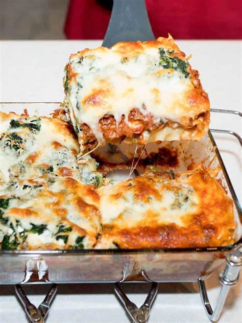 Spinach and mushroom lasagna