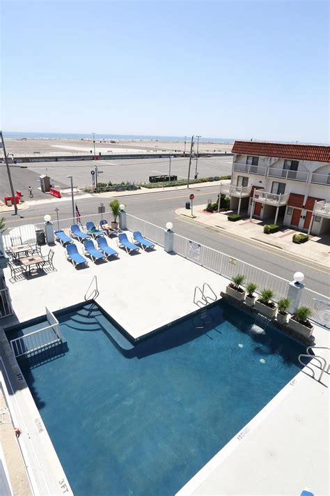 Days Inn And Suites By Wyndham Wildwood Pool Pictures And Reviews Tripadvisor