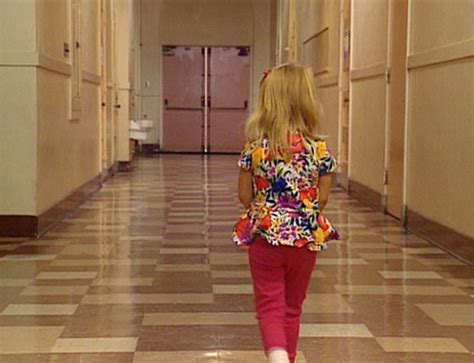 9movies , hulu , m4ufree , xmovies , hdmoviespoint. Season 5, Episode 1, "Double Trouble"