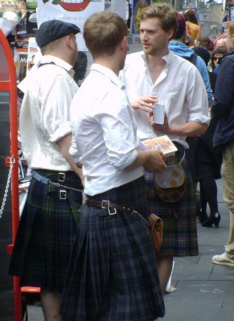 Scottish Man Scottish Kilts Komplette Outfits Mens Outfits Scotland